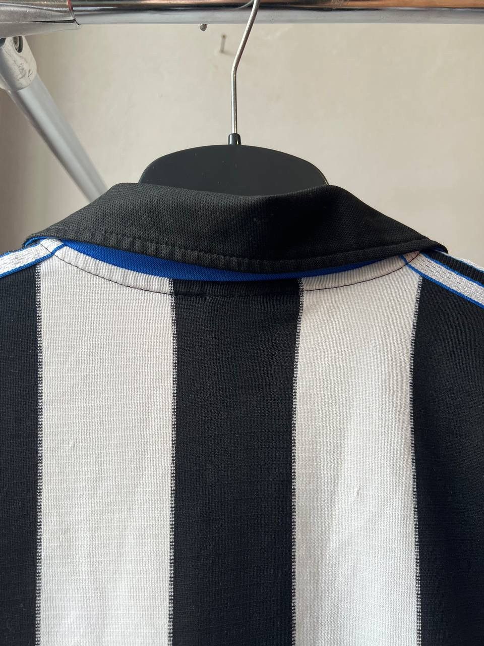 Adidas 2000/01 NEWCASTLE UNITED HOME SOCCER JERSEY FOOTBALL SHIRT L Size US L / EU 52-54 / 3 - 20 Thumbnail