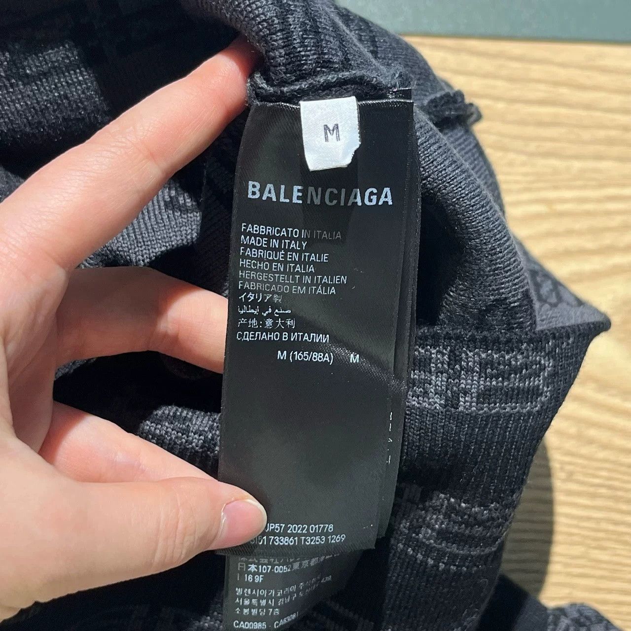 Balenciaga Balenciaga Black Logo Knit Sweater Size US XXS / EU 40 - 4 Thumbnail