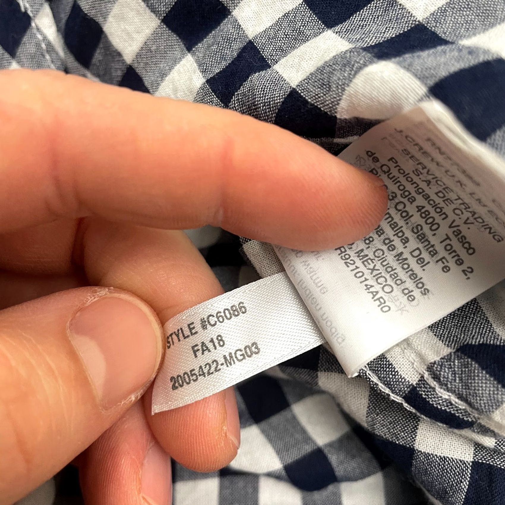 J.Crew J.CREW Classic Boy Fit Shirt Womens 00 Blue White Plaid Cotton Button-Up Shirt Womens Regular XS? Size XXS / US 00 / IT 34 - 6 Thumbnail