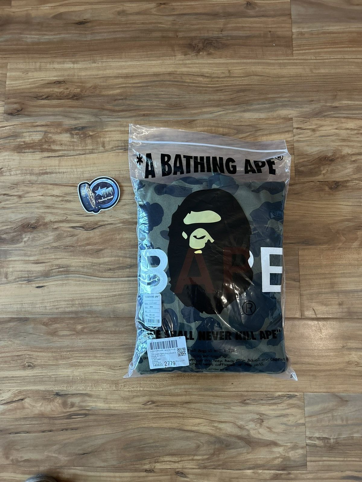 Bape NEW Bape Green Camo 1st Camo Pullover Hoodie Size US L / EU 52-54 / 3 - 14 Thumbnail