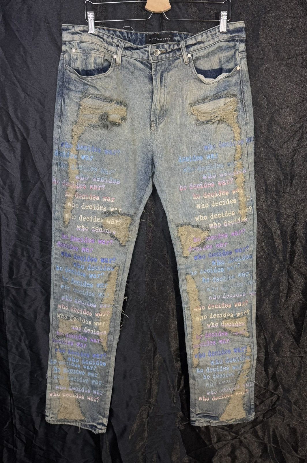 Who Decides War Who Decides War Blue Sand Scripture Jeans Size US 36 / EU 52 - 1 Thumbnail