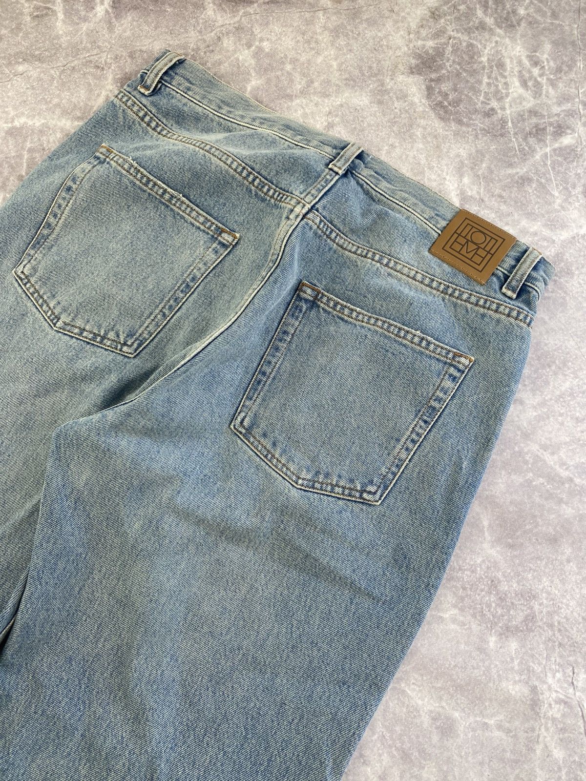 Toteme Toteme Loose Fit Distressed Jeans Size: W29 L34 Size 29" - 12 Thumbnail