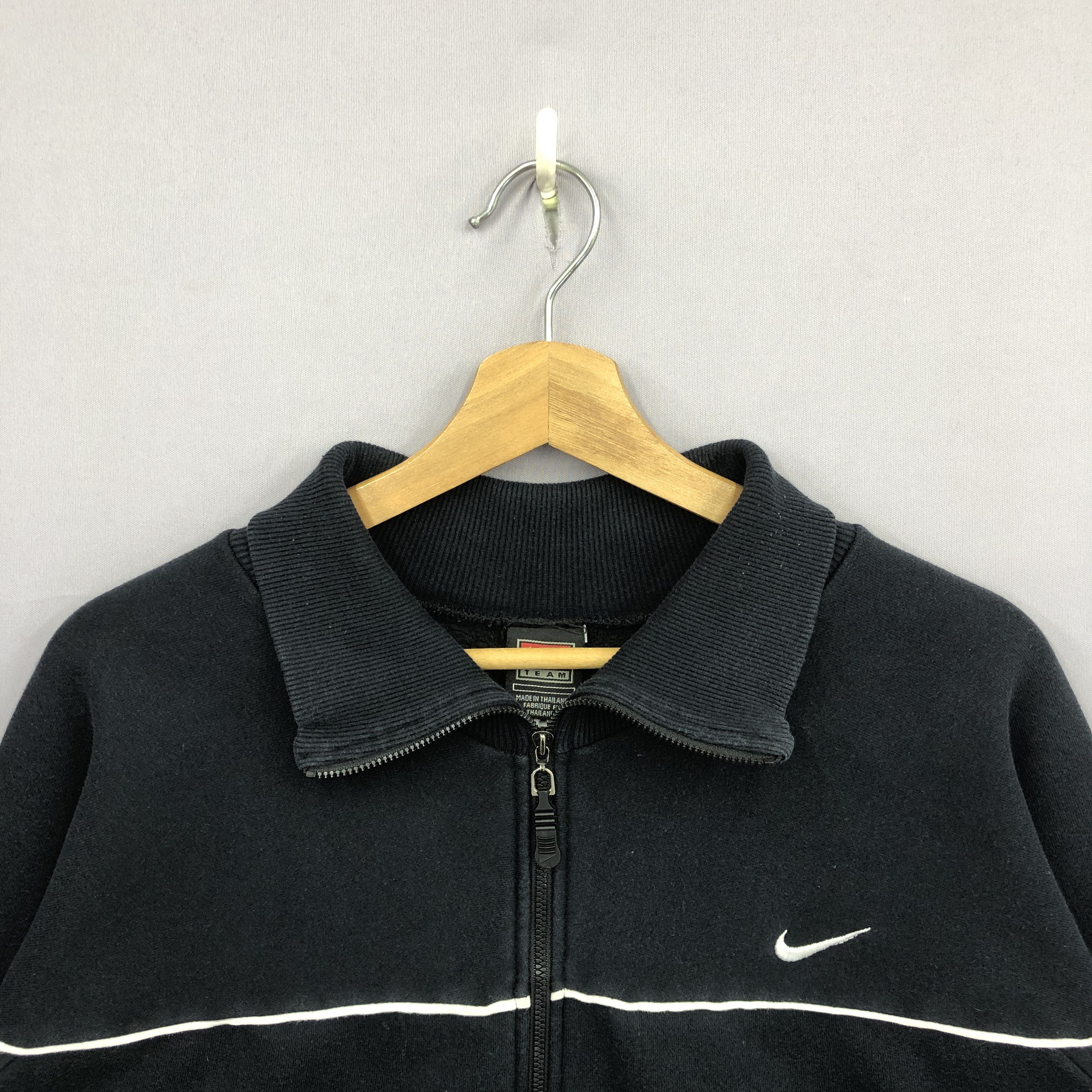 Nike × Vintage Vintage Nike Zipper Sweatshirt Nike Swoosh Sweater Jumper Size US XL / EU 56 / 4 - 4 Thumbnail