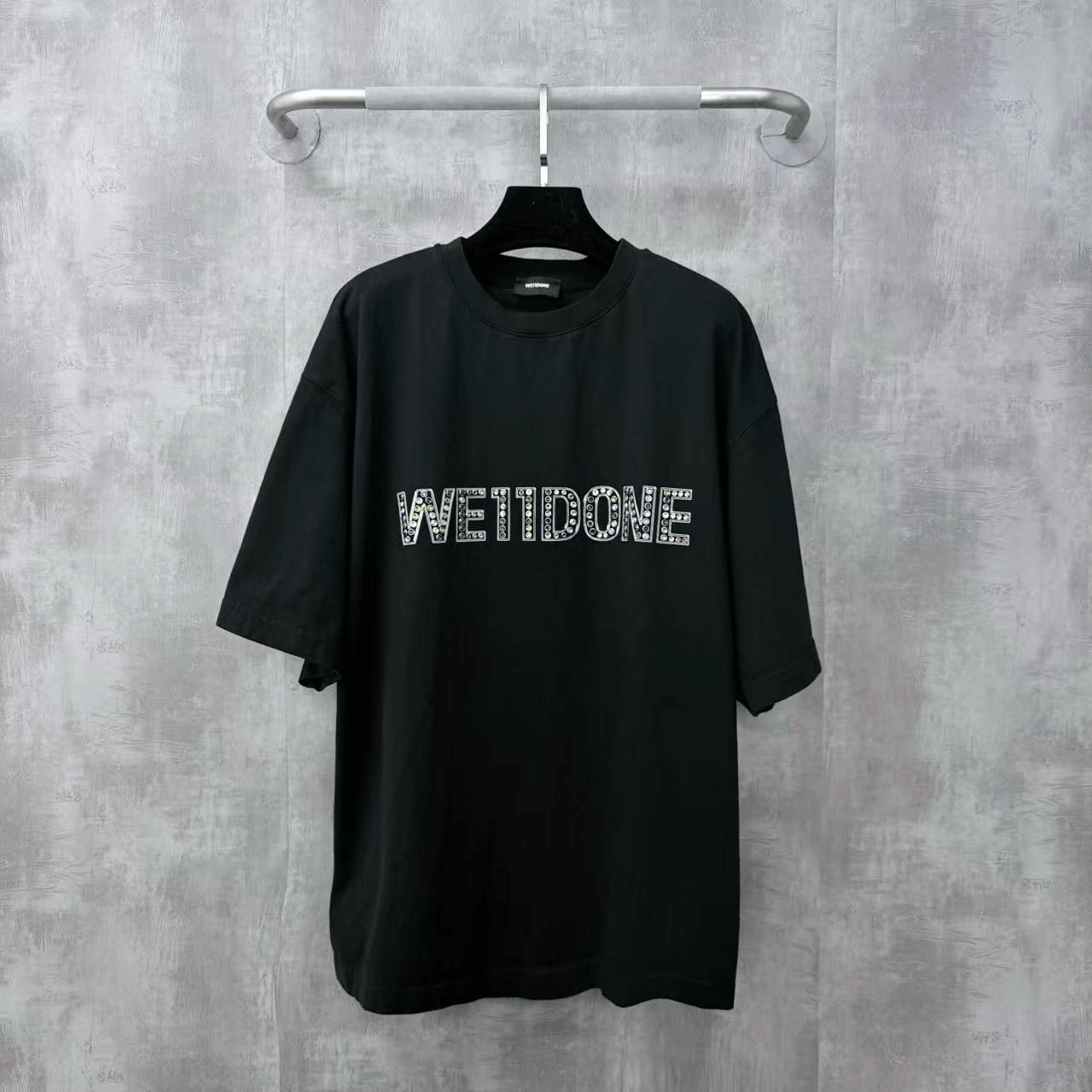 WE11DONE Welldone Rhinestone Letter Logo T-Shirt Size M / US 6-8 / IT 42-44 - 1 Thumbnail