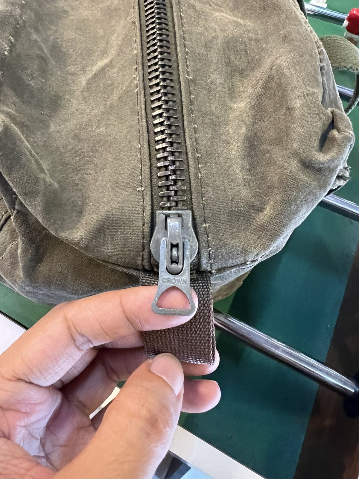 Vintage Vintage military tool bag crown zipper Size ONE SIZE - 3 Thumbnail