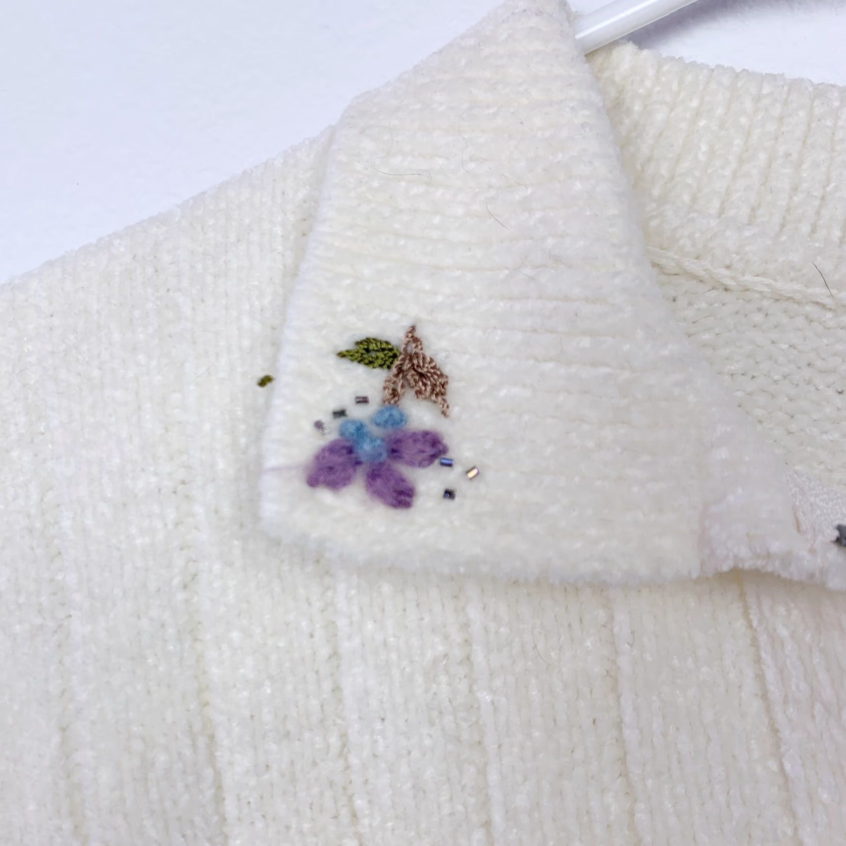 Vintage Vintage Alfred Dunner Quarter Zip Floral Pastel Chenille Sweater Womens S Size S / US 4 / IT 40 - 4 Thumbnail