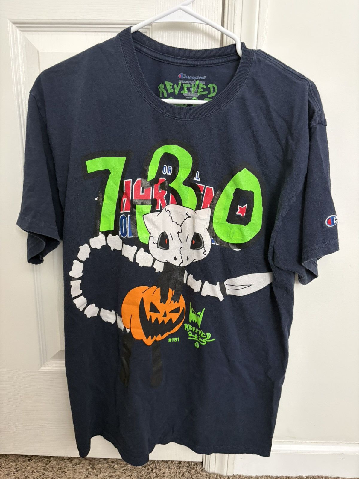 Asspizza Halloween Mew 730 T-Shirt