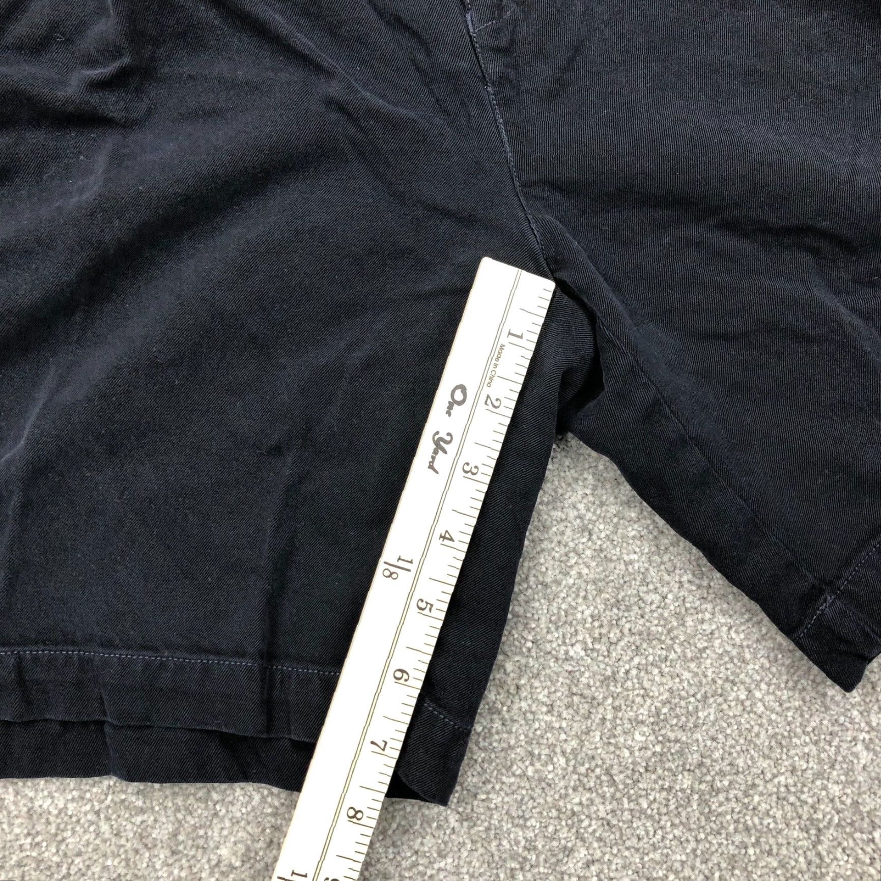 Tommy Bahama Tommy Bahama Chino Shorts Men 38 Navy Blue Twill Pleated Front Silk Beach Golf Shirt Casual Men's 38 Blue Chino Shorts Size US 38 / EU 54 - 4 Thumbnail