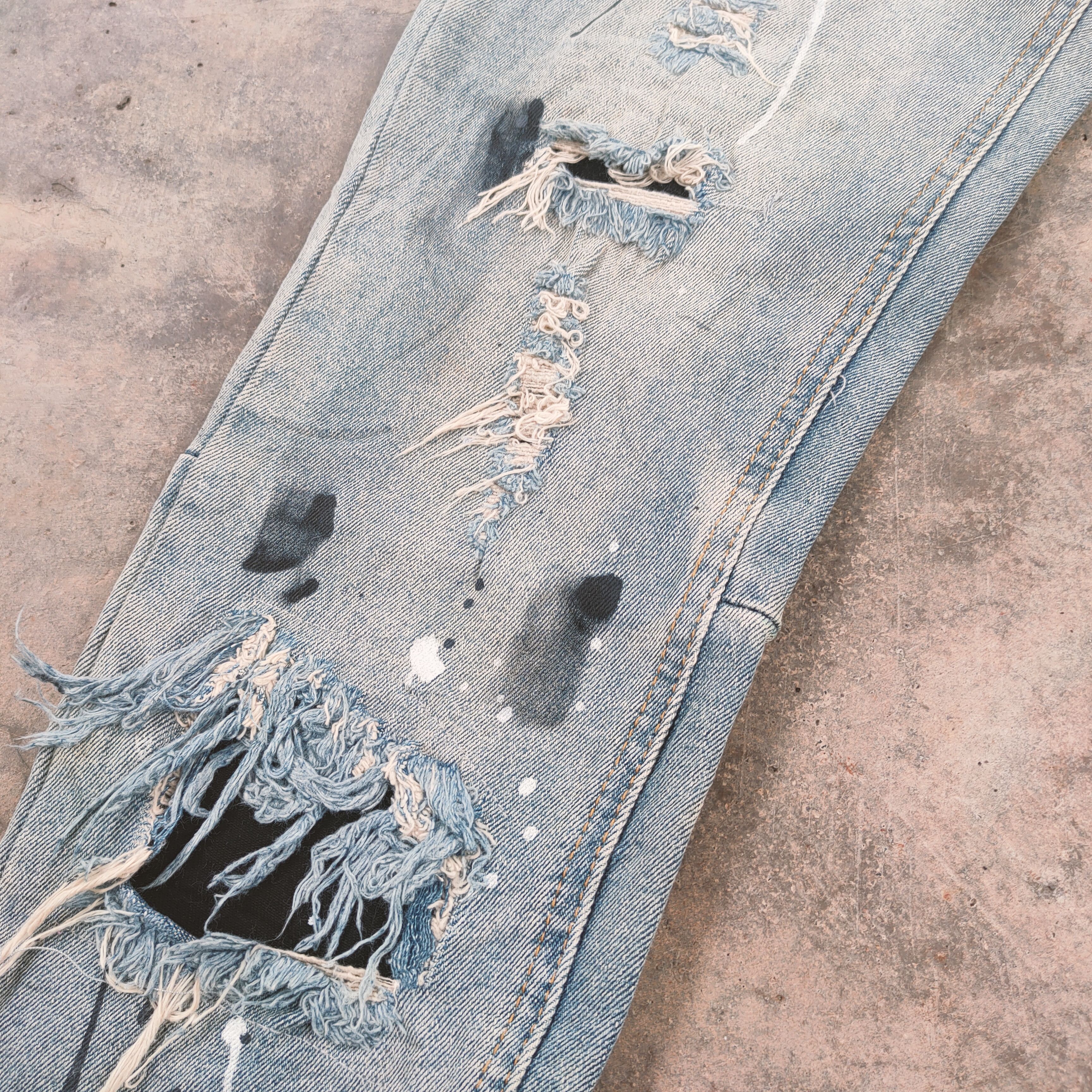 Japanese Brand Vintage japanese skinny faded distressed jeans denim pants Size US 29 - 17 Thumbnail