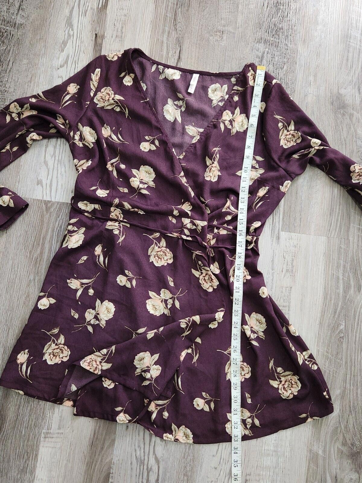 Designer Xhilaration Wrap Dress Large Purple Floral Short Long sleeve Size L / US 10 / IT 46 - 8 Thumbnail