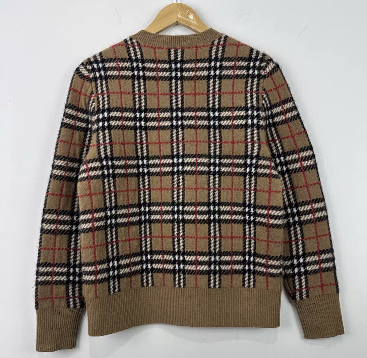 Burberry Burberry Classic Check Cashmere Sweater J42 Size S / US 4 / IT 40 - 2 Thumbnail