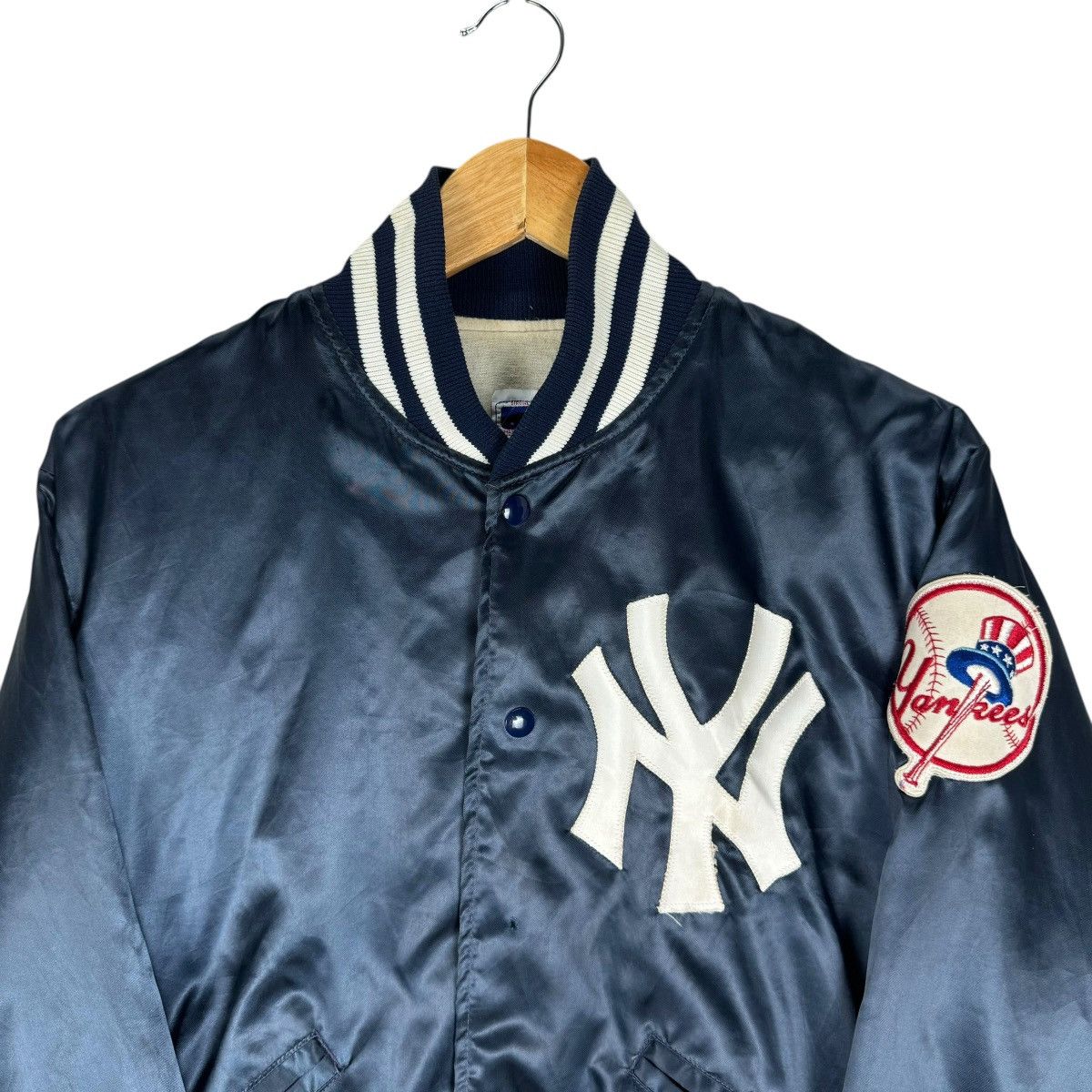 MLB 🔥NEW YORK YANKEES MLB VARSITY LIGHT JACKET Size US M / EU 48-50 / 2 - 2 Thumbnail