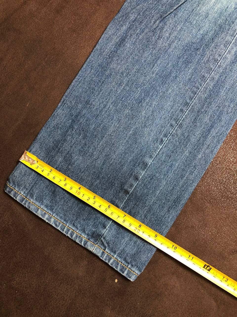 Levi's Levi's 501 Jeans Mens Straight Button Fly Blue Denim Size US 36 / EU 52 - 4 Thumbnail