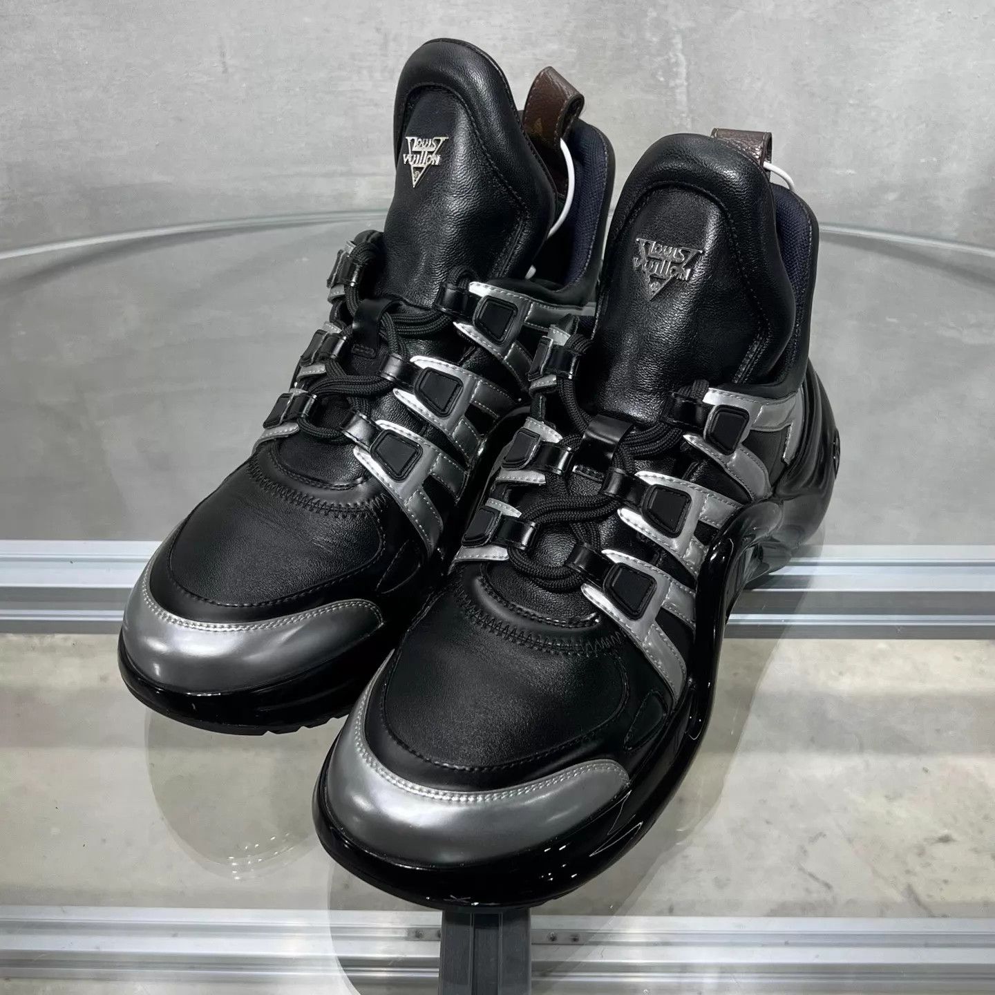 Louis Vuitton LV Archlight Black/Silver Dad Sneakers UK6.5 YH26303 Size US 7.5 / EU 40-41 - 2 Thumbnail
