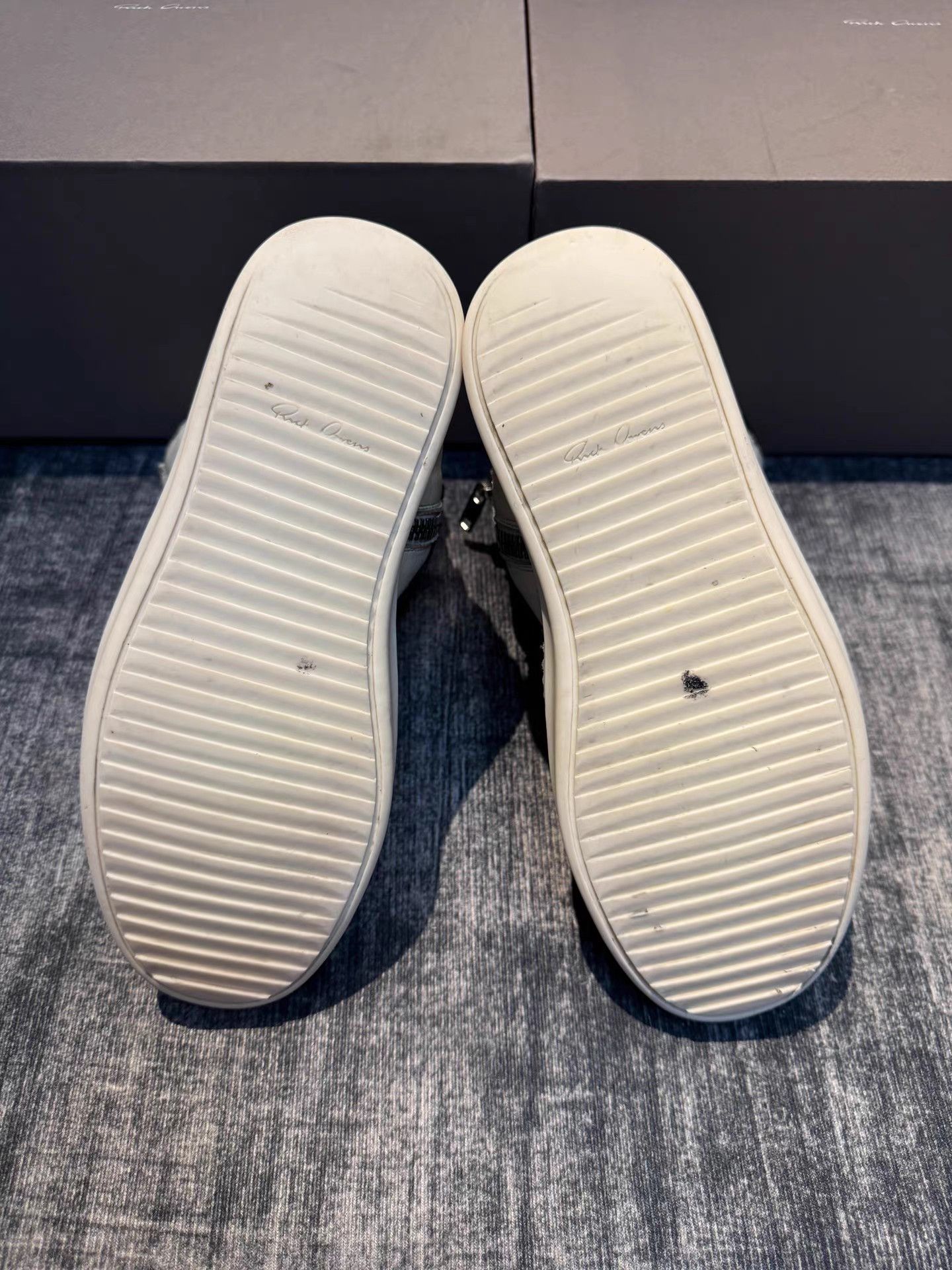 Rick Owens Rick Owens Mainline Triangle Sneakers Size US 9 / IT 39 - 5 Thumbnail