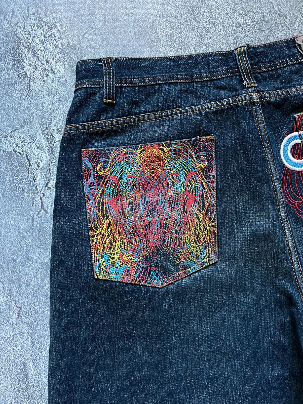 Coogi 90s Vintage Jeans Shorts Sweater Embroidered Big Logo Baggy Size US 40 / EU 56 - 2 Thumbnail
