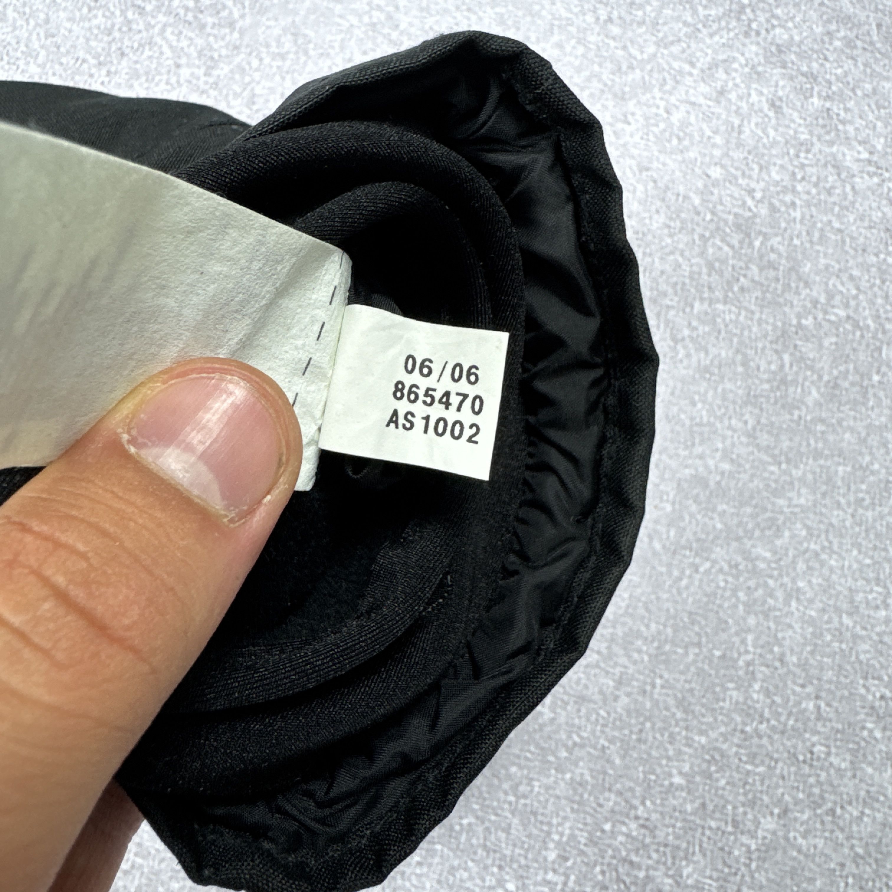 Goretex × Salomon NEW SALOMON GORE-TEX NYLON BLACK GRAY GLOVES SIZE M Size ONE SIZE - 9 Thumbnail