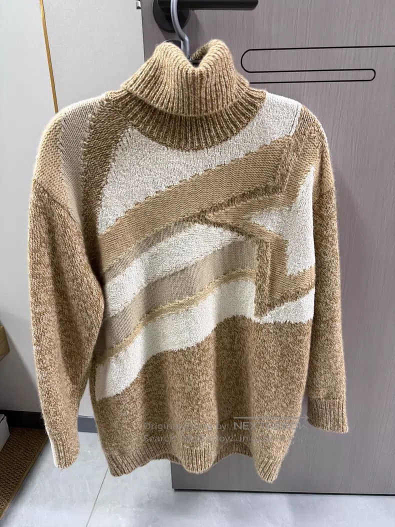 Loro Piana Loro Piana Lucky Star High-Neck Cashmere Sweater - Cashmer Size XS / US 0-2 / IT 36-38 - 1 Thumbnail