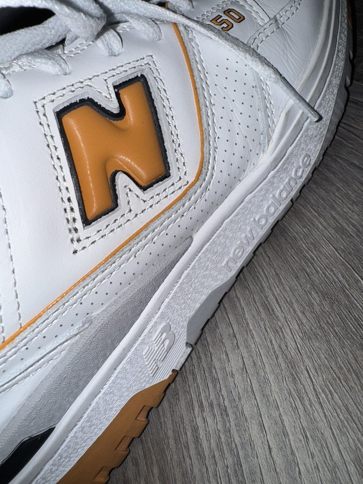 New Balance Men’s New Balance 650R White/Canyon Size US 9 / EU 42 - 6 Thumbnail