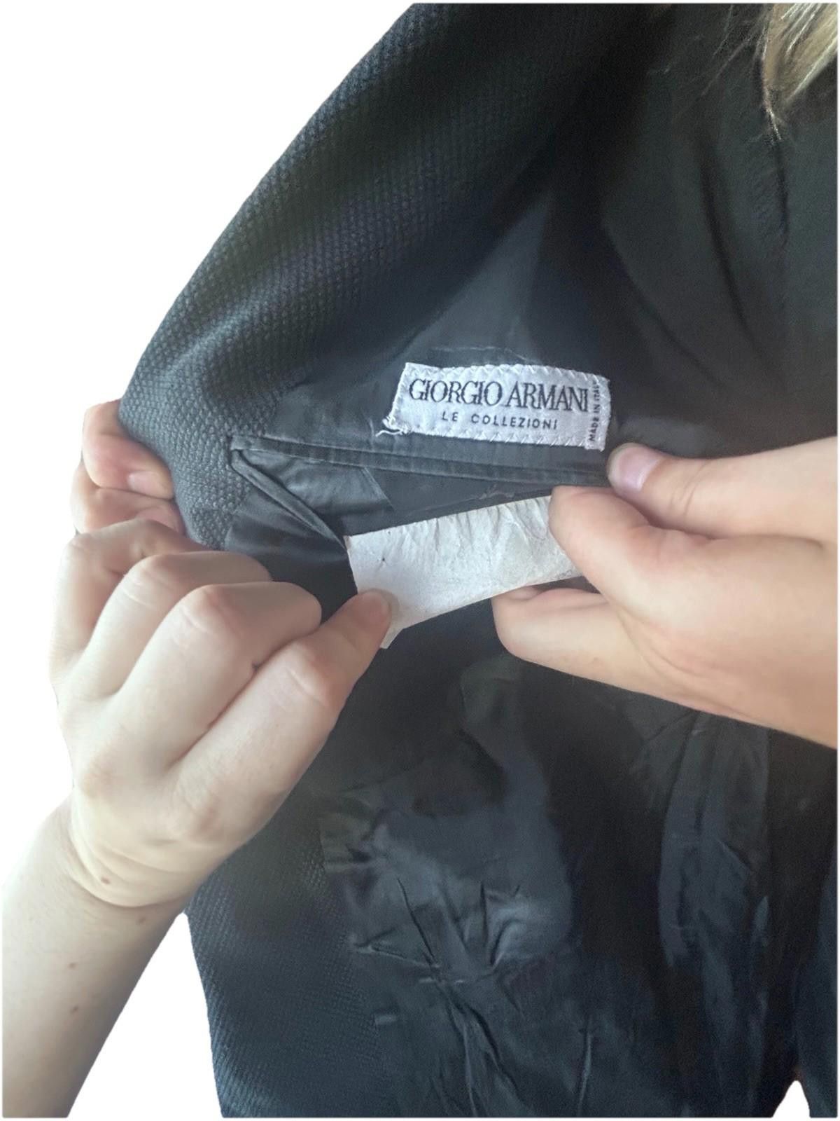 Giorgio Armani Giorgio Armani Le Collezioni Saks 5th 42RL blazer Italy Size 42R - 11 Thumbnail