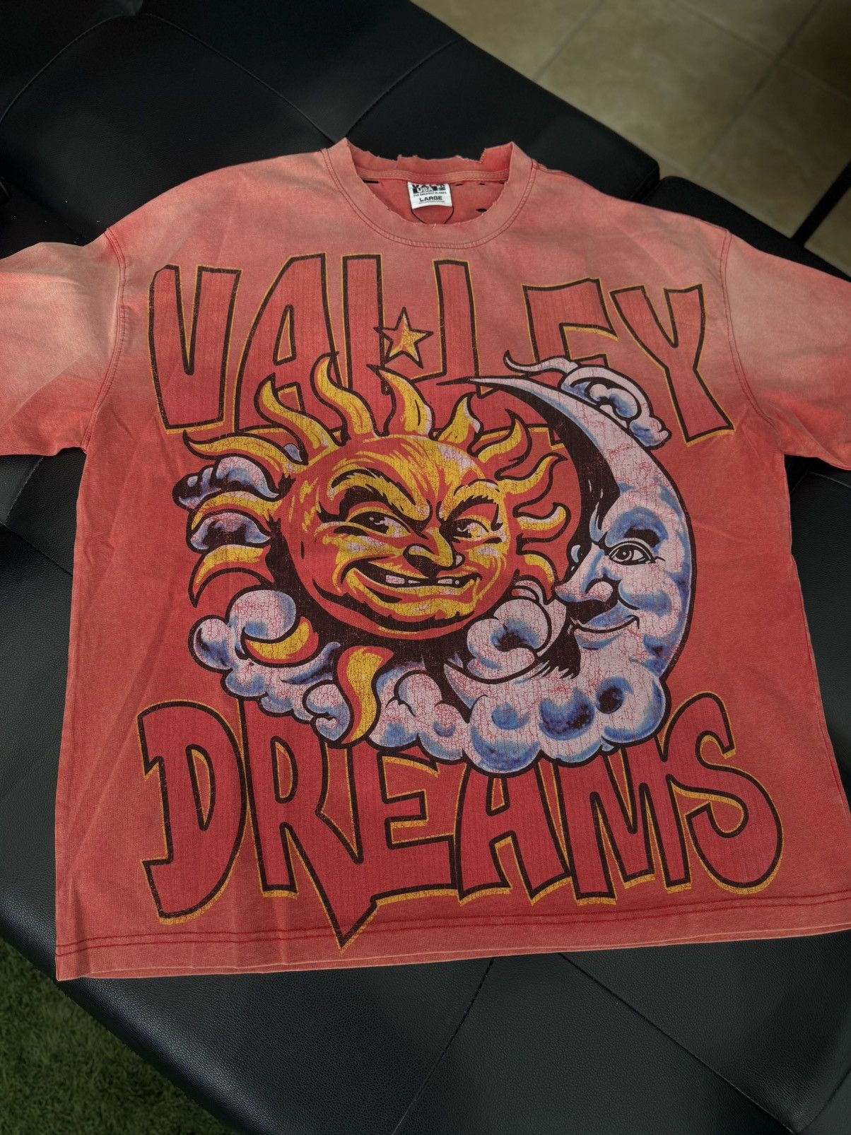 Vale Valley Red Sun Tee Shirt Size L (NEW) Size US L / EU 52-54 / 3 - 2 Thumbnail