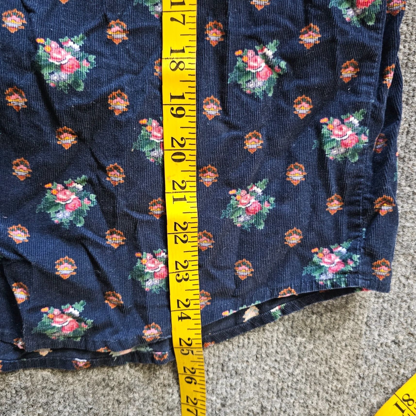 Eddie Bauer Eddie Bauer Top Shirt Womens 14 Blue Corduroy Floral Button Long Sleeve Casual Size XL / US 12-14 / IT 48-50 - 5 Thumbnail