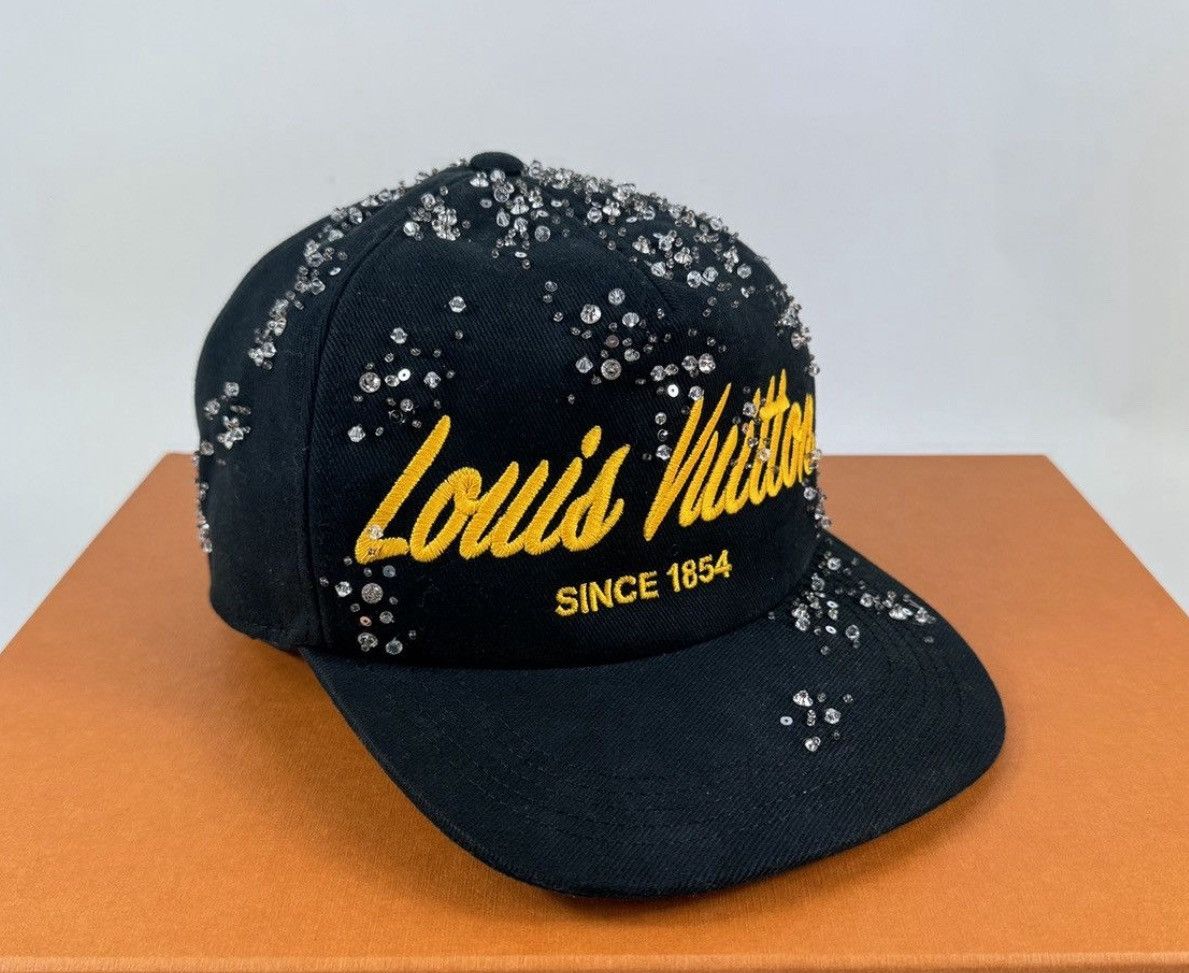 Louis Vuitton SS22 CRYSTAL DETAIL CAP M RARE Size ONE SIZE - 1 Thumbnail