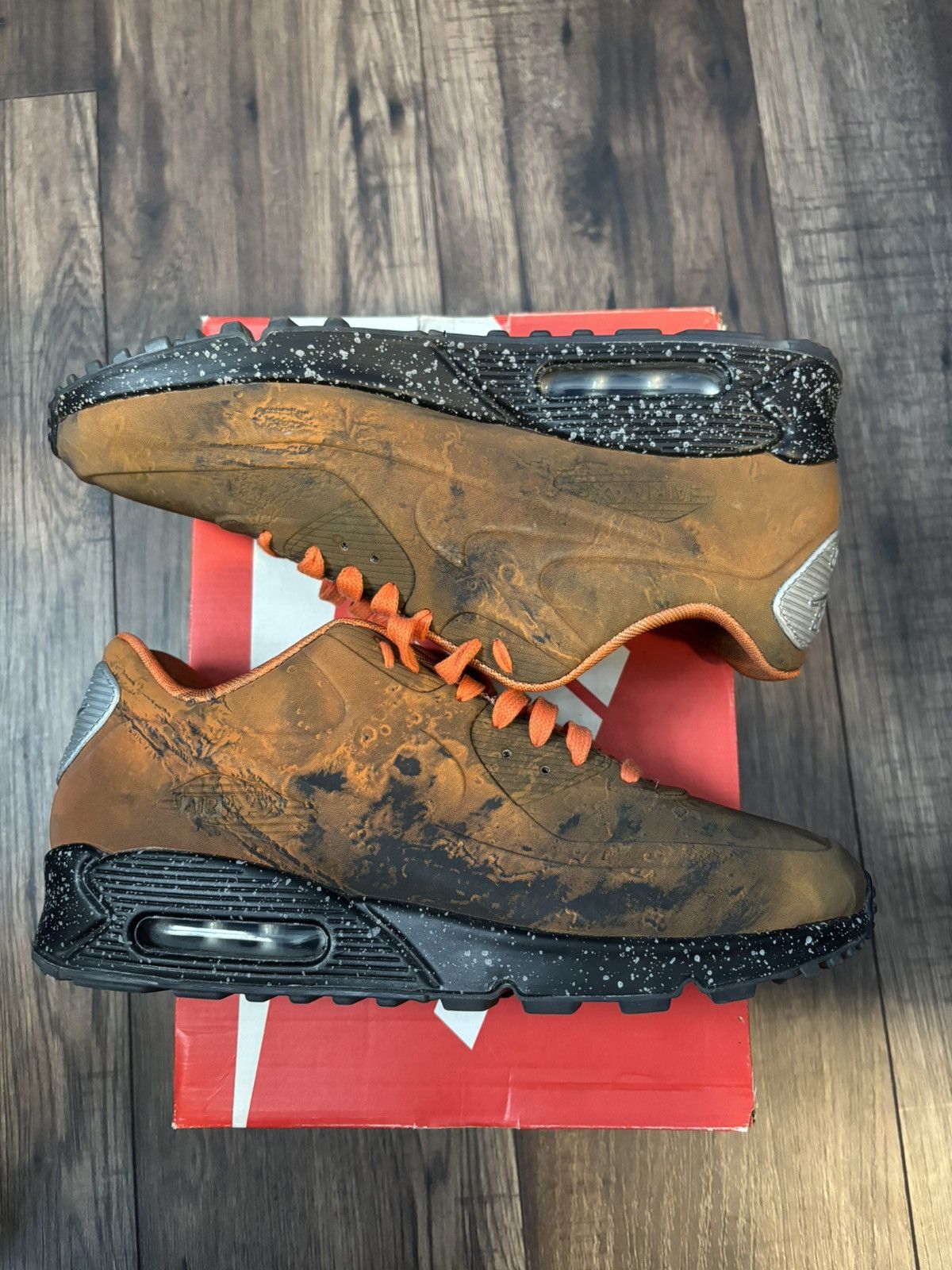 Nike Size 10.5 - Nike Air Max 90 Mars Landing Size US 10.5 / EU 43-44 - 1 Thumbnail