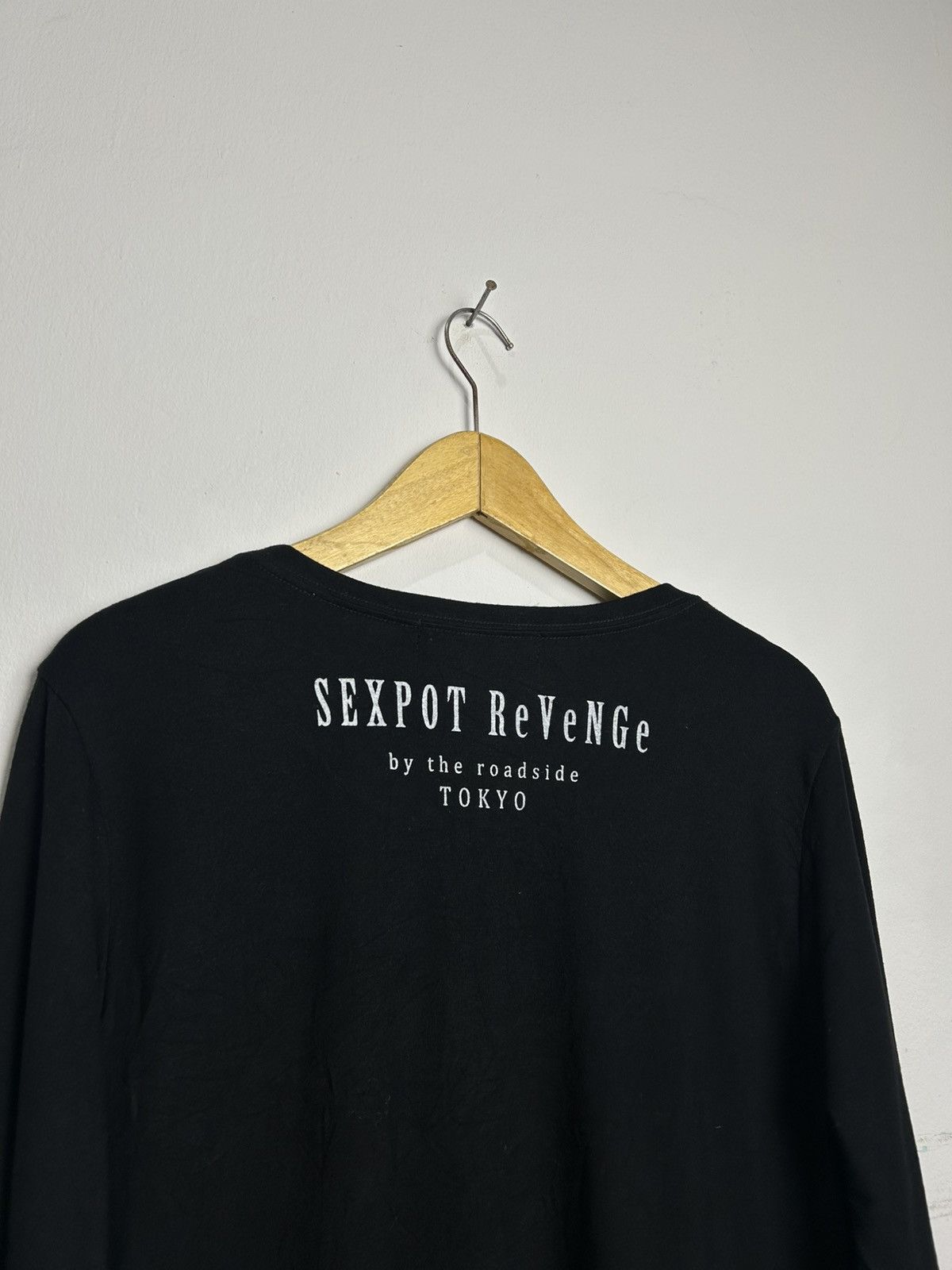 Japanese Brand Sex Pot Revenge ‘WAR’ skull Longsleeve Size US S / EU 44-46 / 1 - 6 Thumbnail