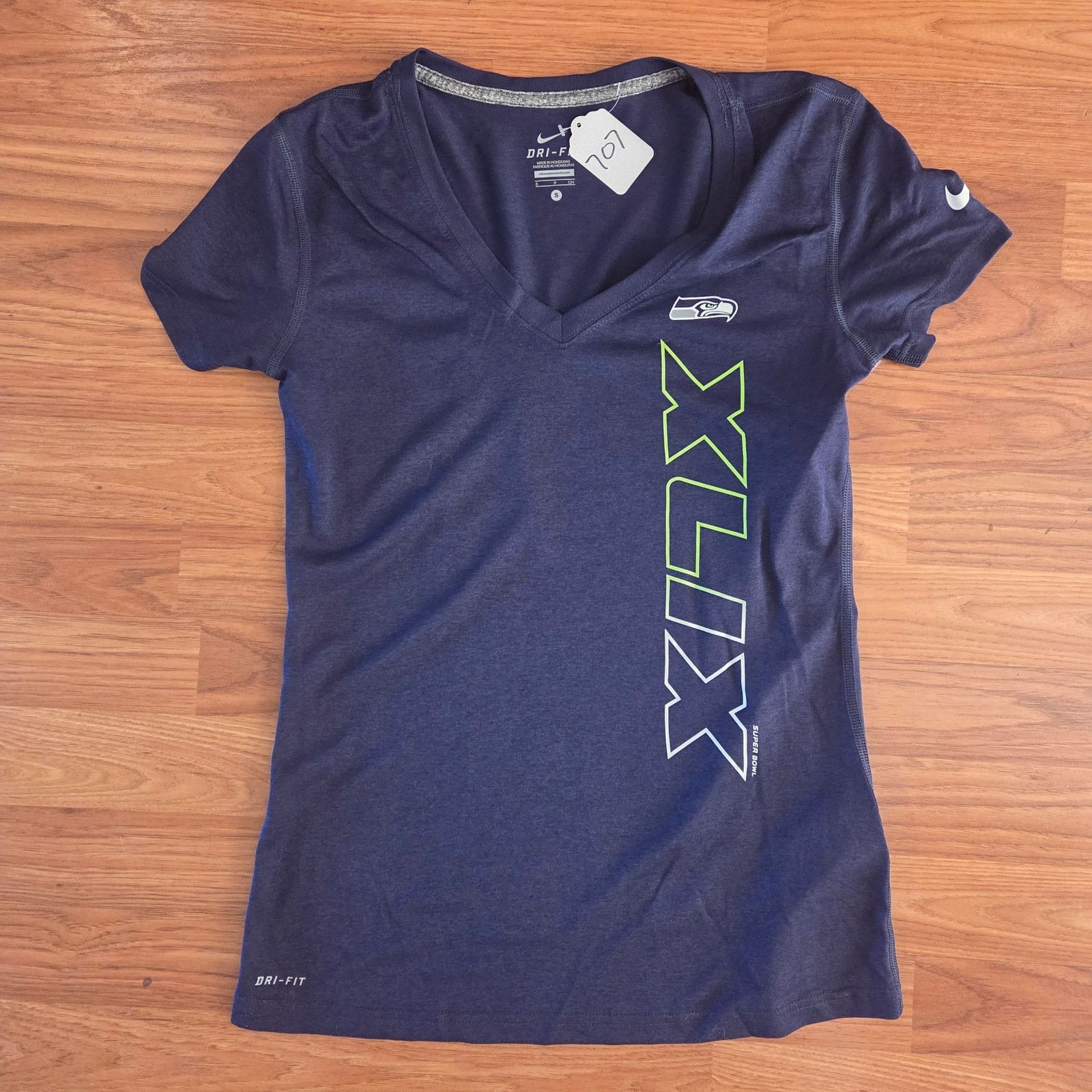 Nike Nike Women's Seahawks Dri-FIT V-Neck T-Shirt - Small Size S / US 4 / IT 40 - 3 Thumbnail