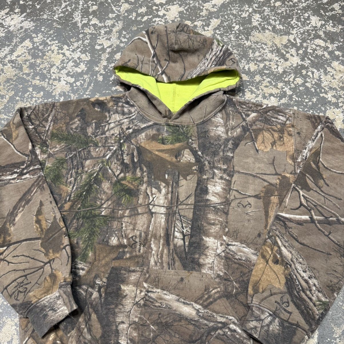 Vintage Vintage Camo RealTree Essential Hoodie Sweatshirt Size US XXS / EU 40 - 11 Thumbnail
