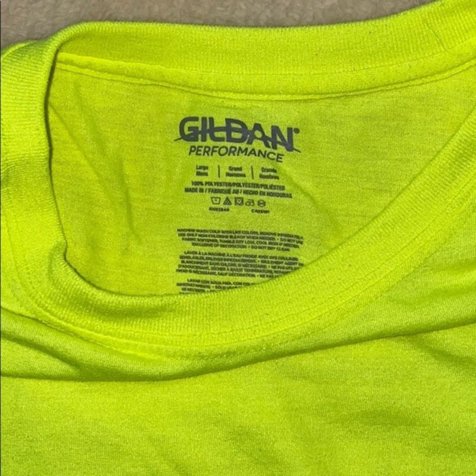 Gildan Gildan Neon Yellow Crewneck T-Shirt | Sz L Size US L / EU 52-54 / 3 - 3 Thumbnail