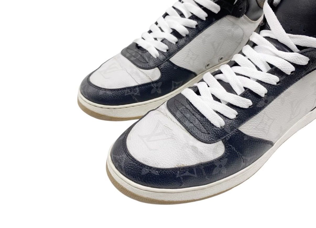 Louis Vuitton Louis Vuitton Rivoli Tri-Tone Monogram High-Top Sneakers J31 Size US 7 / EU 40 - 2 Thumbnail