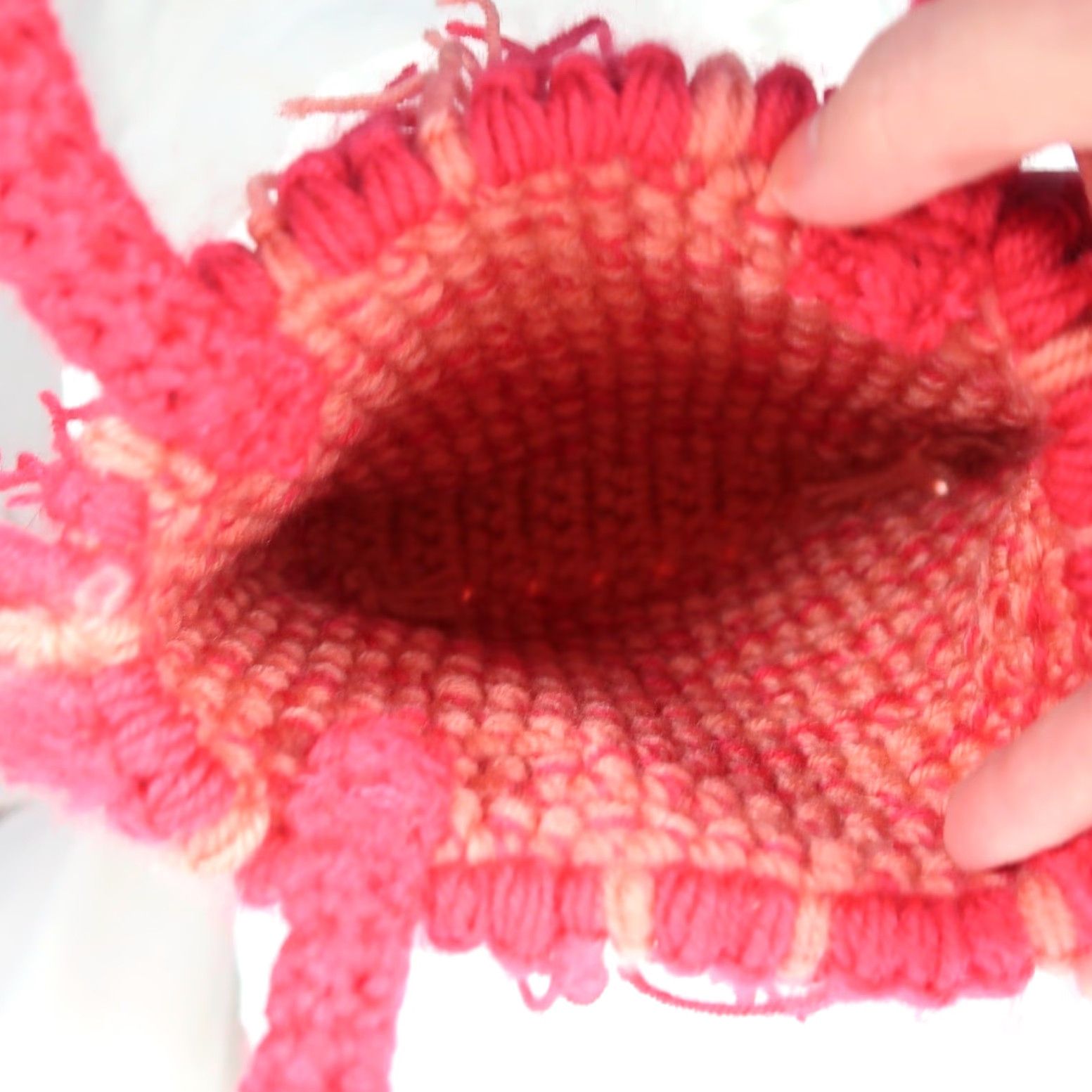 Pinko VINTAGE Y2K Pink Red Fringe Yarn Knit Handbag Purse Top Handle Bag Satchel/Top Handle Bag Small Womens Size S / US 4 / IT 40 - 3 Thumbnail