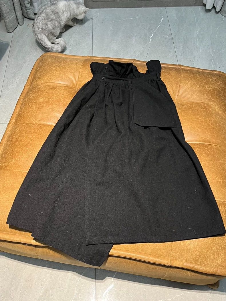 Yohji Yamamoto Yohji Yamamoto size 1 Bud Wool Half Skirt 2506-Nextarrow Size 25" / US 0 / IT 36 - 3 Thumbnail