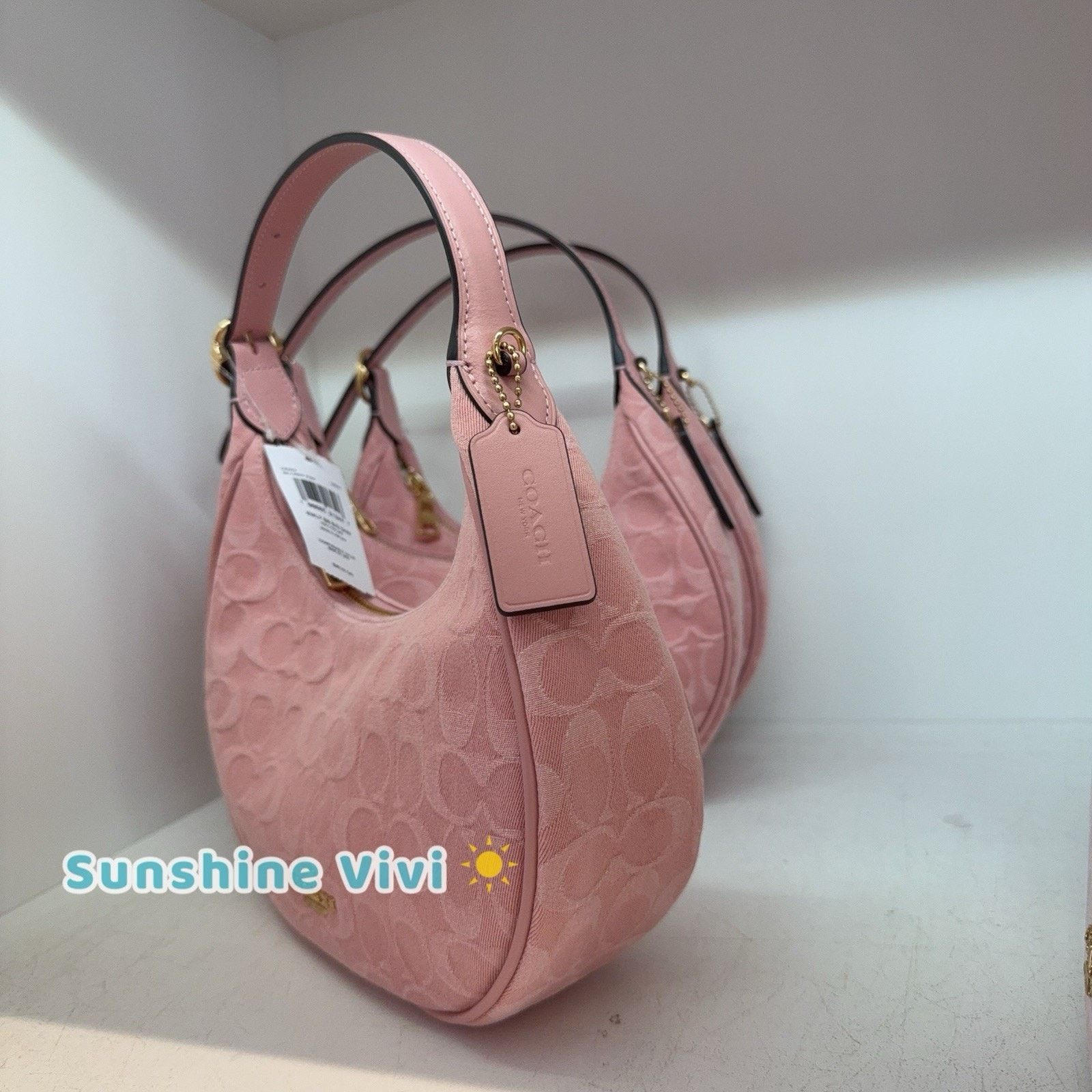 Coach NWT COACH Emily Shoulder Bag Denim Gold/Light Pink CEN04 Size ONE SIZE - 5 Thumbnail