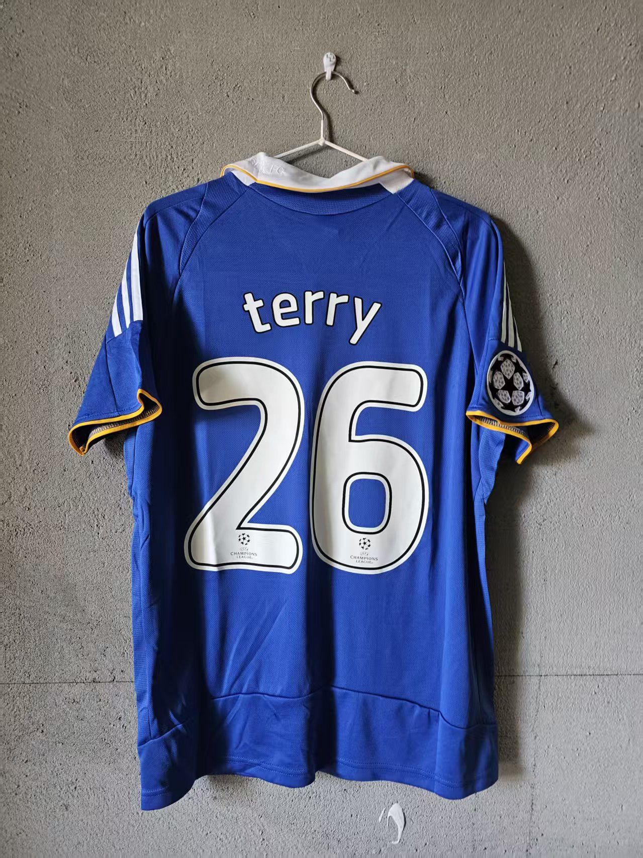 Other 2008 Chelsea 26 John Terry Jersey Home Size US L / EU 52-54 / 3 - 1 Thumbnail