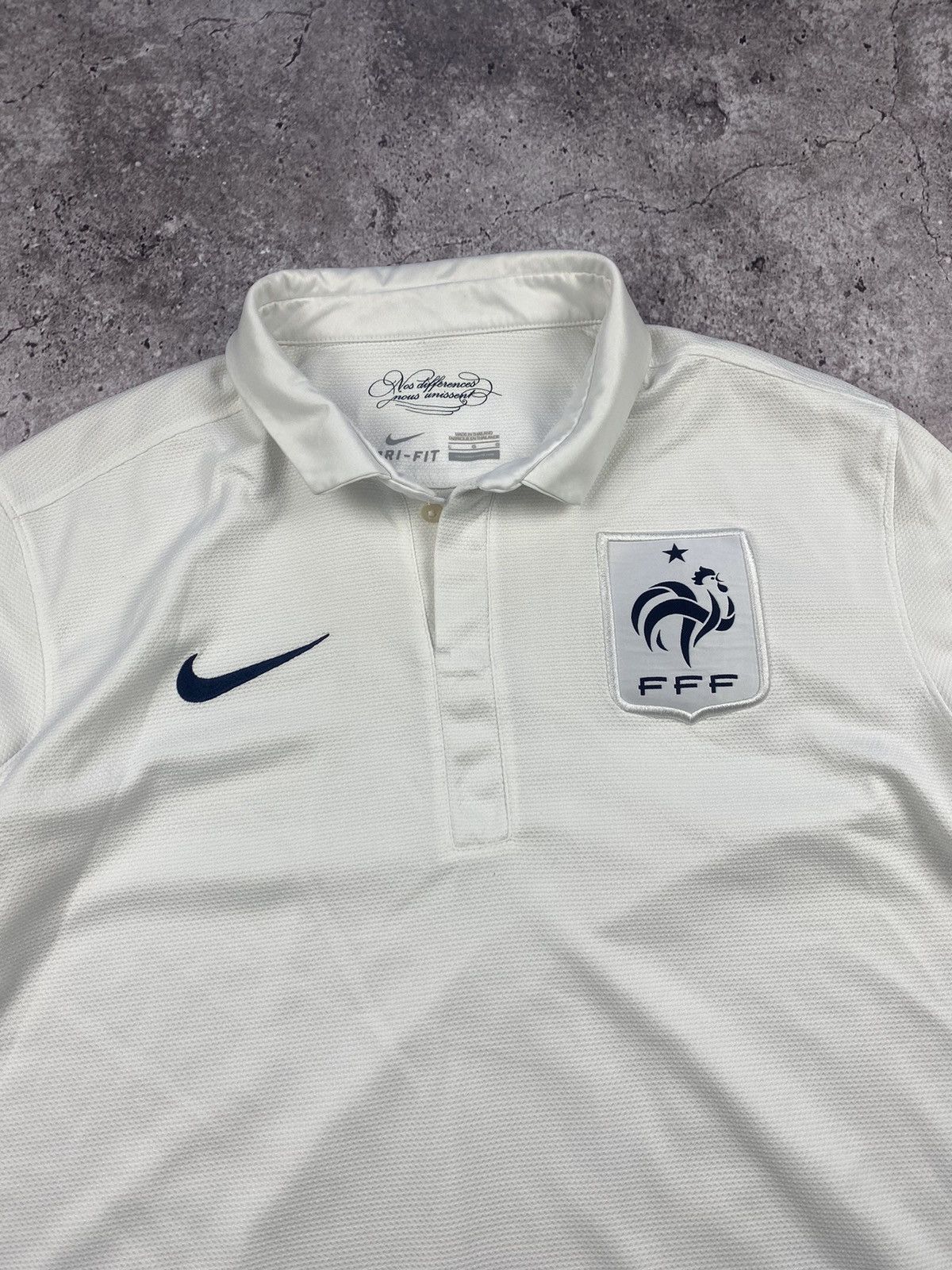 Nike France UEFA Euro 2012 away soccer football jersey Nike FFF Size US L / EU 52-54 / 3 - 2 Thumbnail
