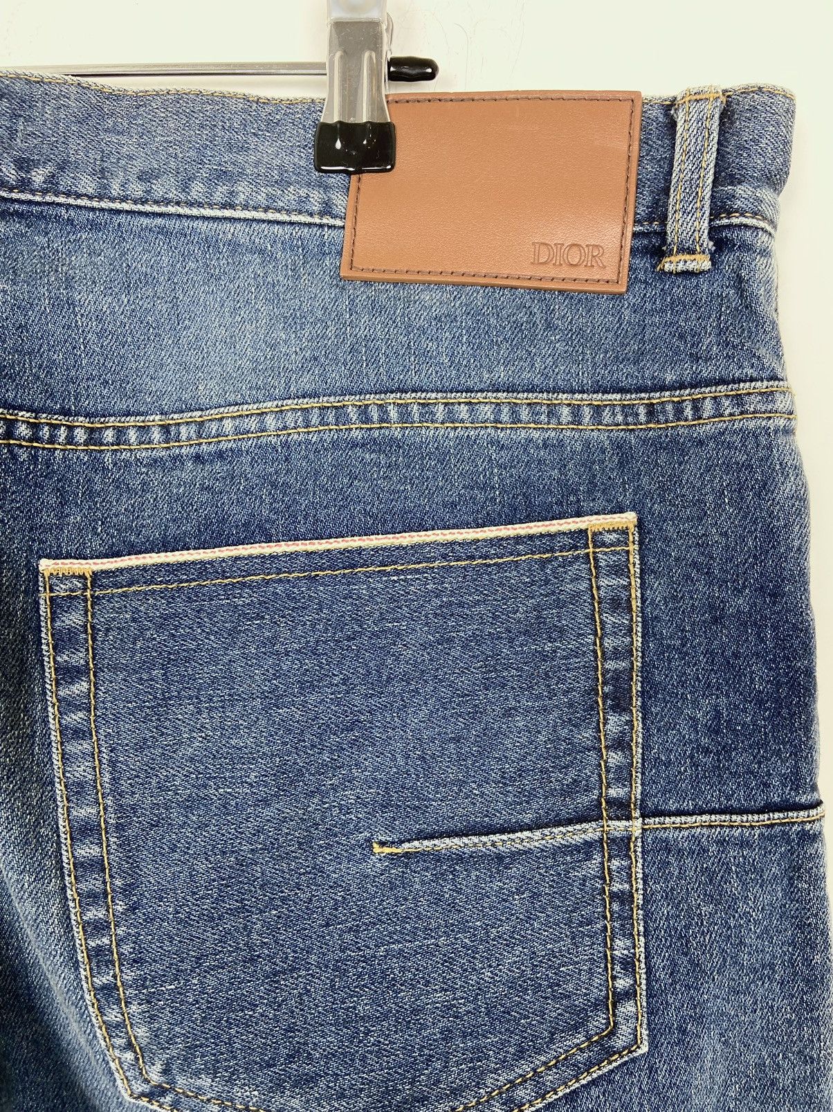 Dior × Stussy Dior x Stüssy Bee Embroidered Jeans Size US 33 - 6 Thumbnail