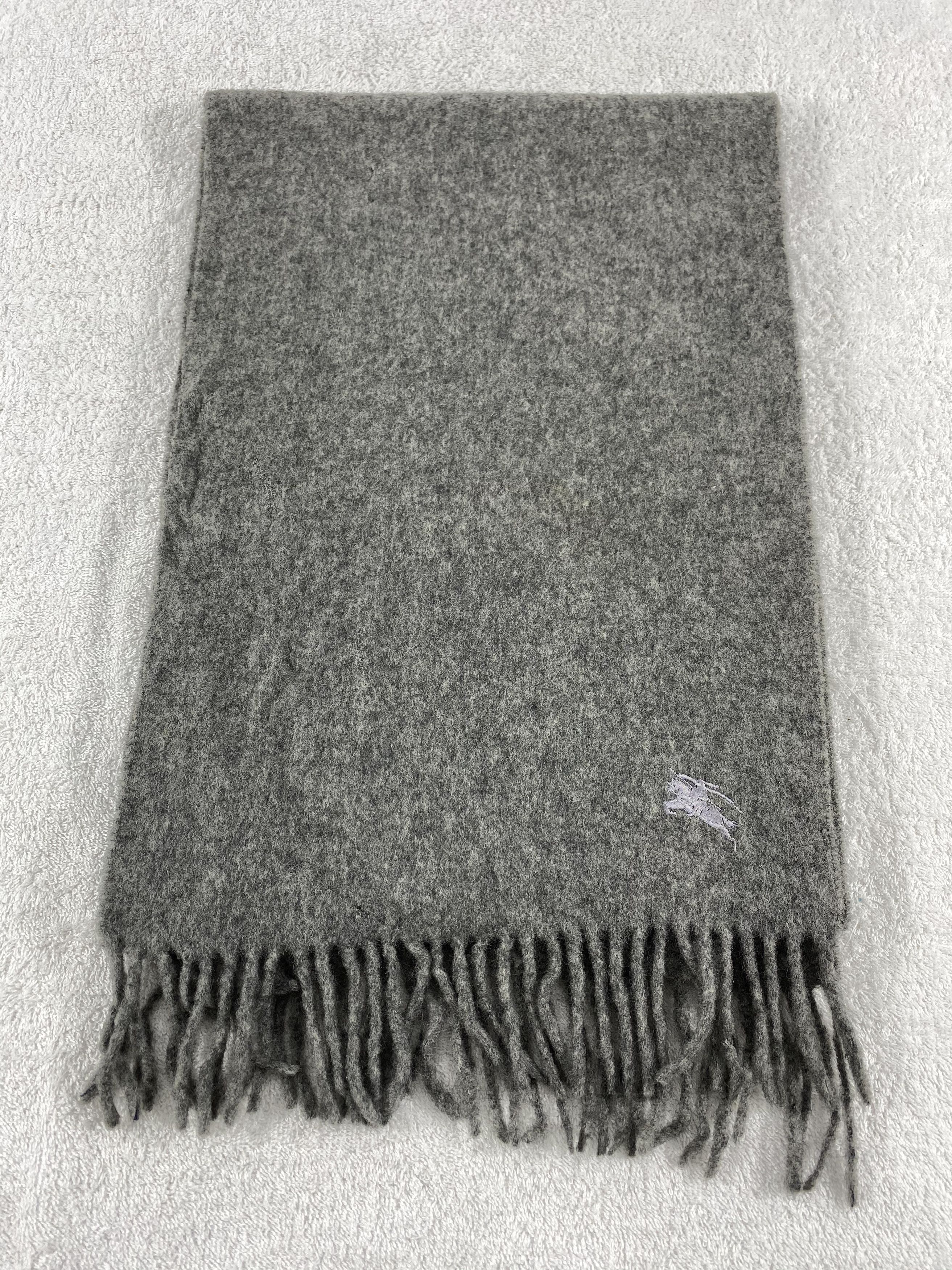 Burberry Vintage Burberry Scarf/Muffler/Neckwear MF804 Size ONE SIZE - 2 Thumbnail