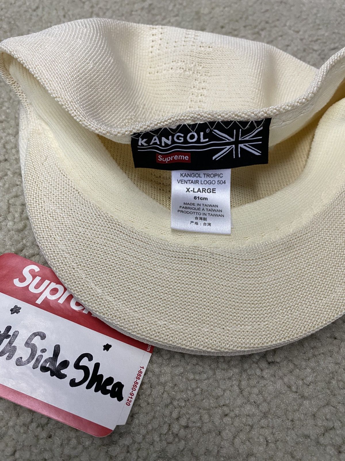 SUPREME 22SS ×KANGOL Ventair Logo 504 Supreme Kangol Ventair Logo 504 Black | Hype Clothinga