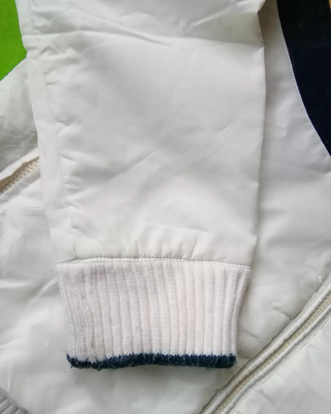 Quiksilver Vintage Rare Quiksilver White Striped Zipper Jacket Size US L / EU 52-54 / 3 - 4 Thumbnail
