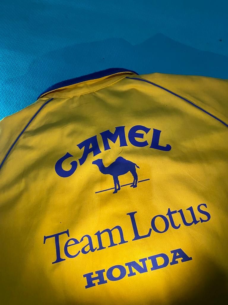 Honda Vintage Team Lotus Camel Honda Size US L / EU 52-54 / 3 - 6 Thumbnail