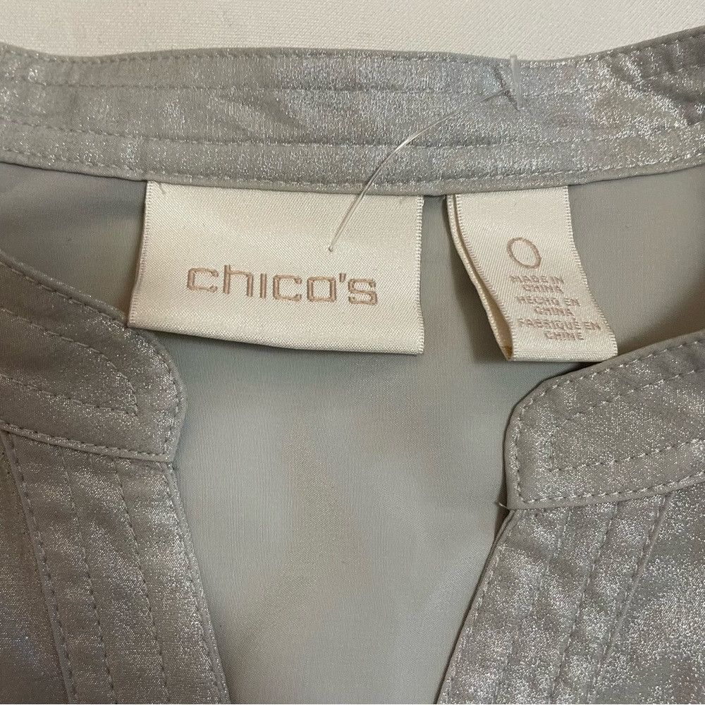 Chicos New Chico's Silver Shimmer Izzie Top Shirt Size 0 US S Size S / US 4 / IT 40 - 8 Thumbnail