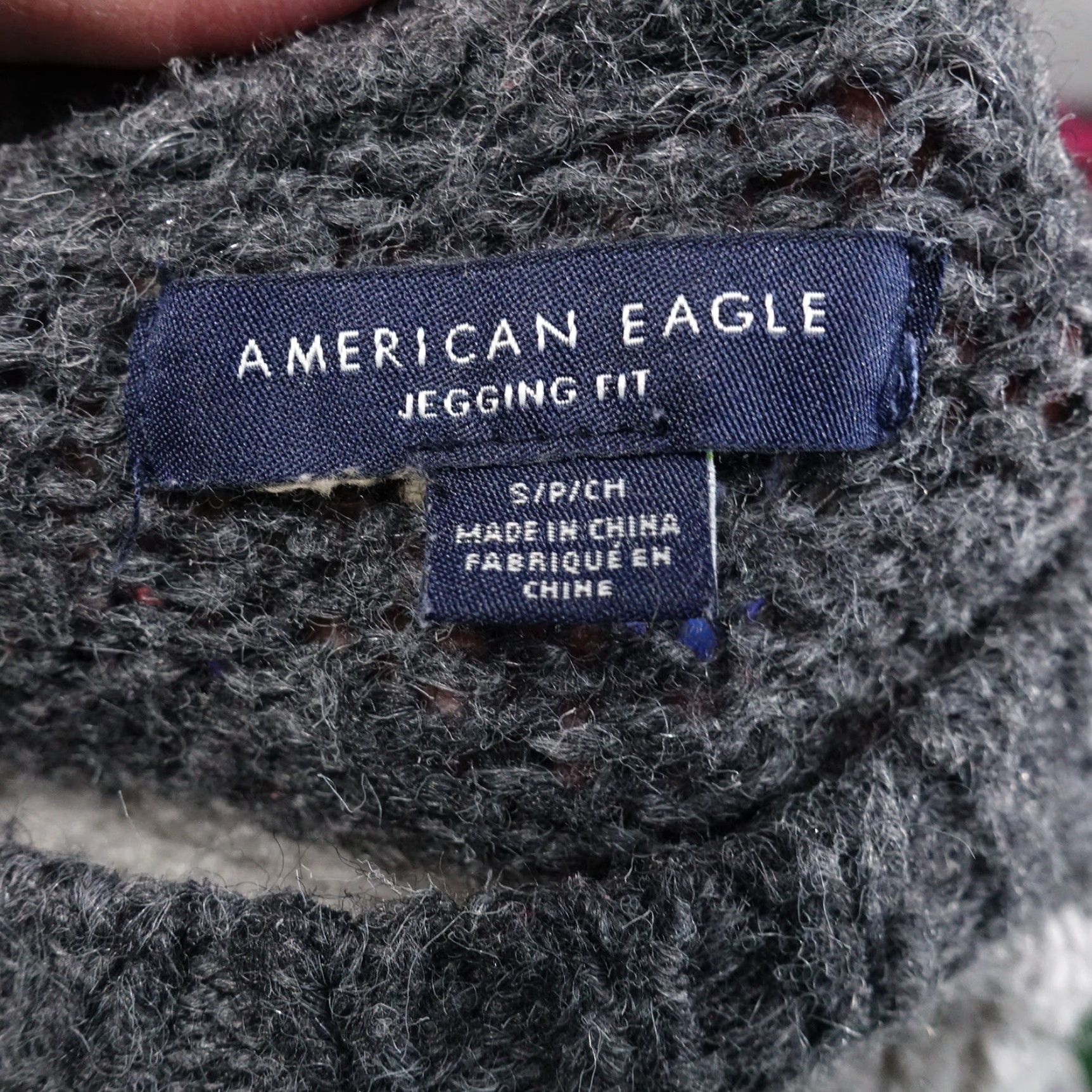 American Eagle Outfitters AMERICAN EAGLE SWEATER WOMENS SIZE SMALL GREY STRIPED PULLOVER Sweater Womens Small Size S / US 4 / IT 40 - 6 Thumbnail