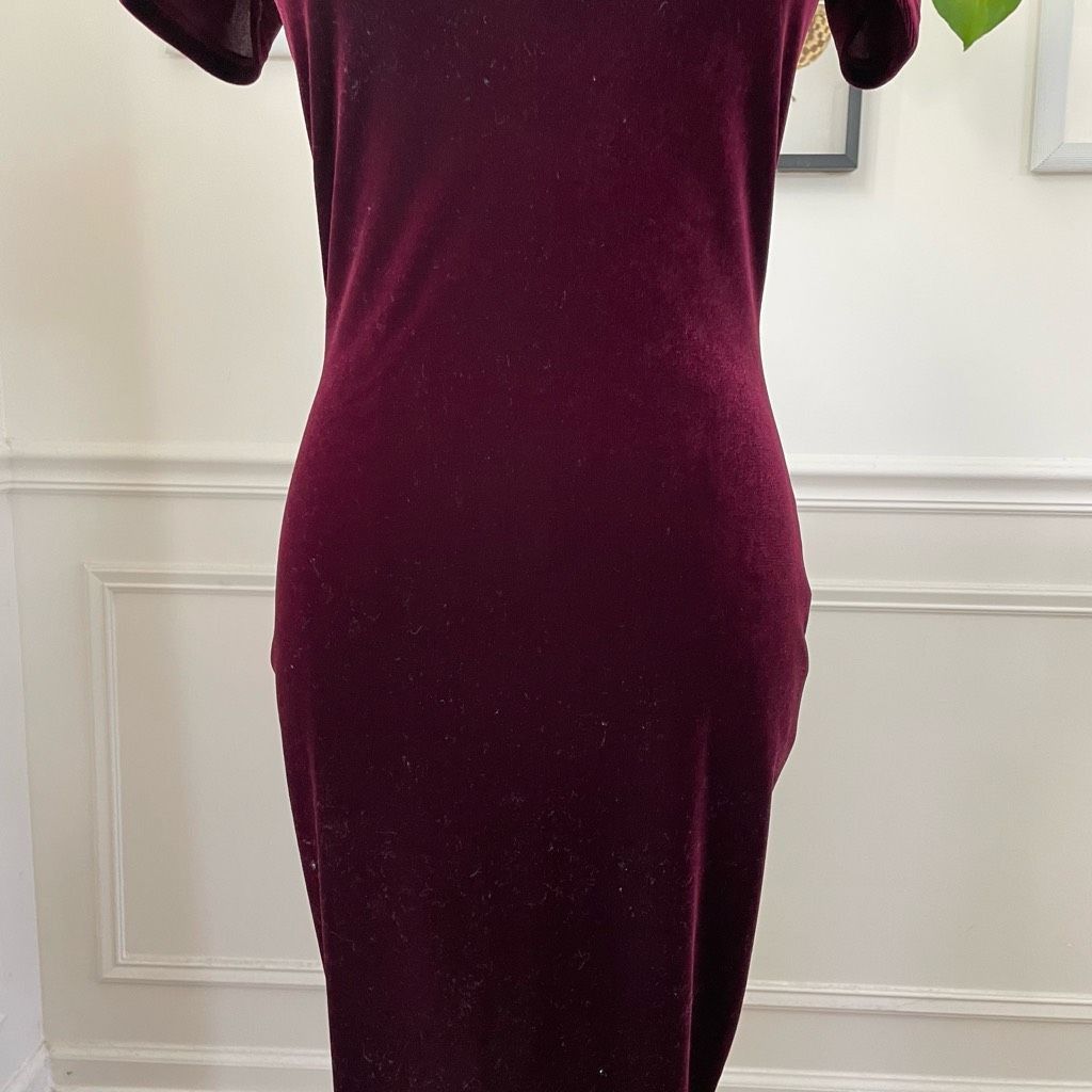 Other Windsor Lustrous Velvet Dress Deep Red Off Shoulder M Size M / US 6-8 / IT 42-44 - 5 Thumbnail