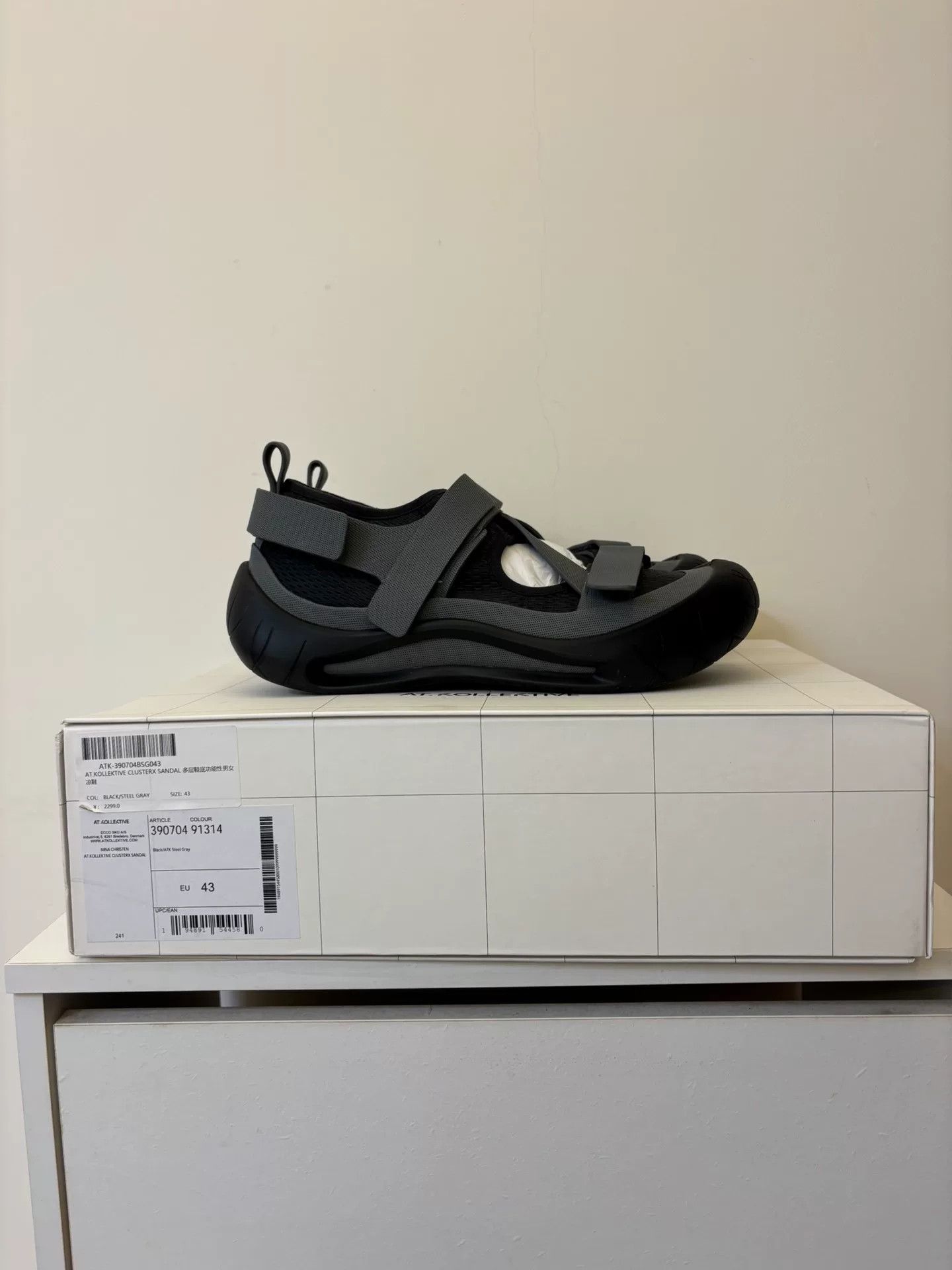 Other at.kollektive Outdoor Functional Shoes Size US 10 / EU 43 - 1 Thumbnail