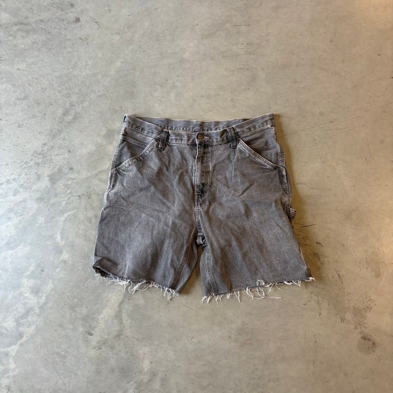 Vintage Vintage grey faded distressed carpenter jean shorts Size US 36 / EU 52 - 1 Thumbnail