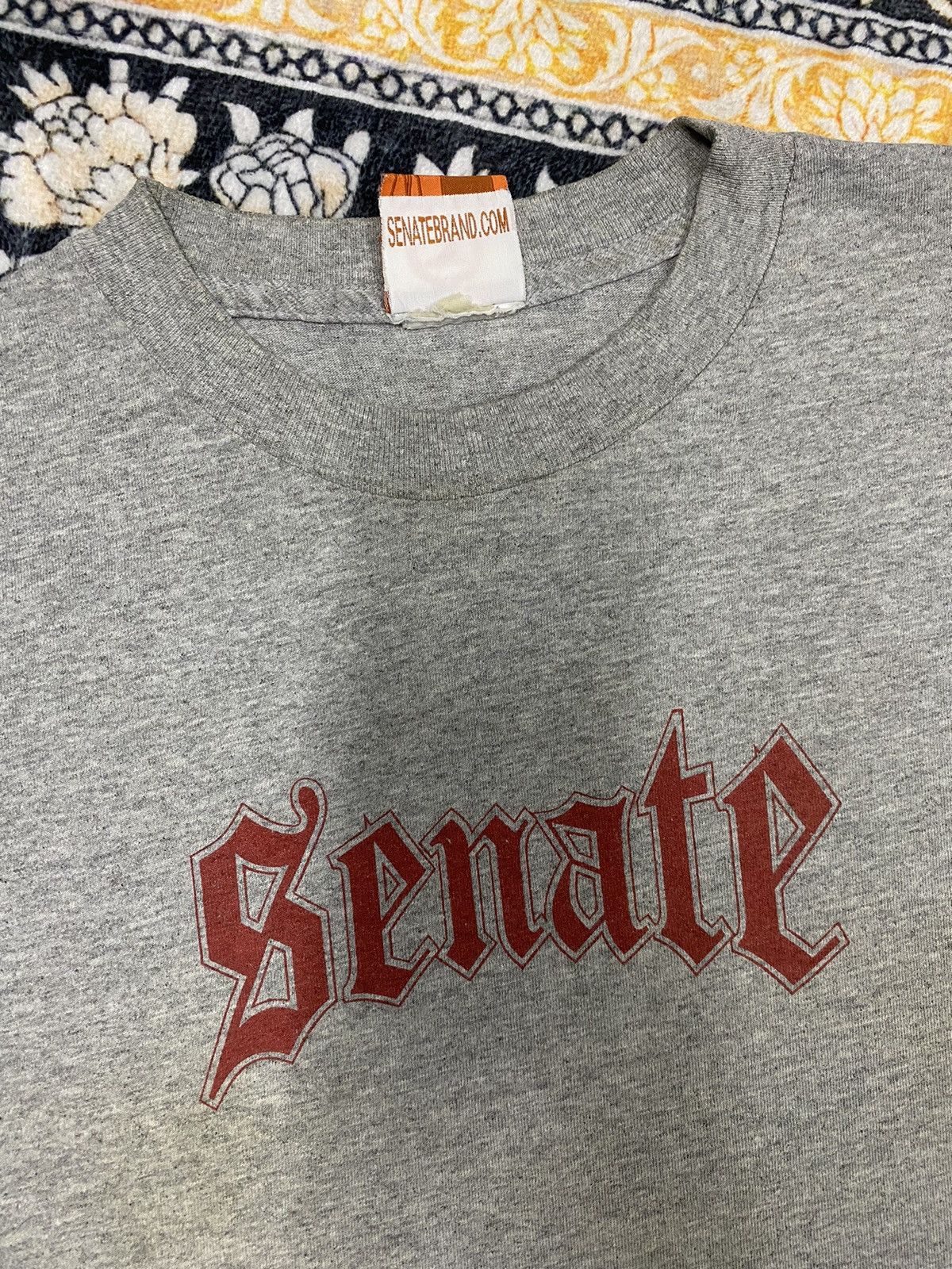 Santa Cruz Skateboards × Think Skateboards × Vintage VINTAGE SENATE SKATEBOARDS SPELLOUT 90s RARE TEE Size US M / EU 48-50 / 2 - 2 Thumbnail