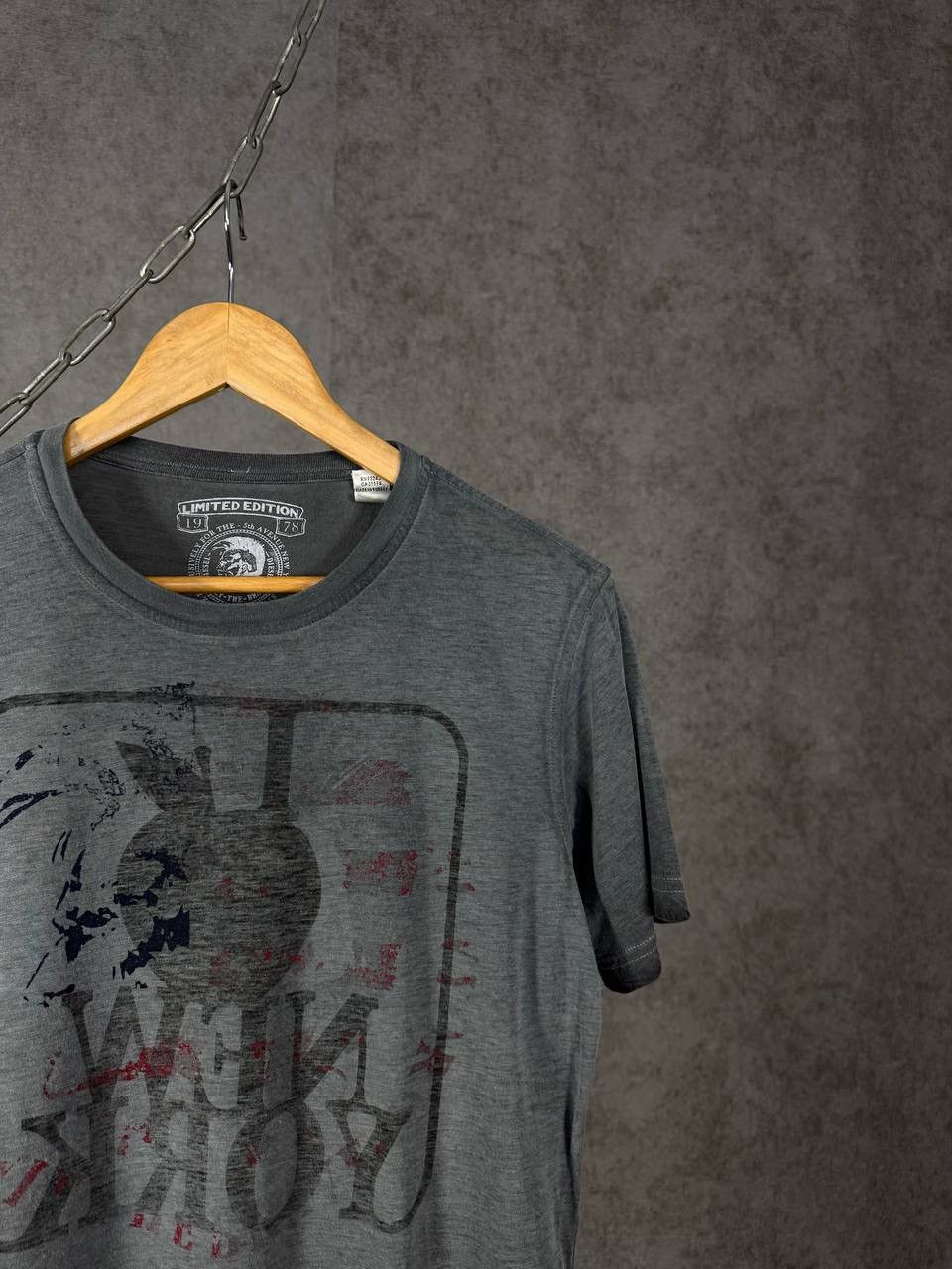 Diesel Diesel vintage designer art tee Size US S / EU 44-46 / 1 - 2 Thumbnail